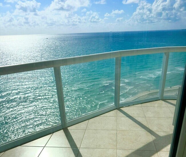 Building Photo - 6365 Collins Ave