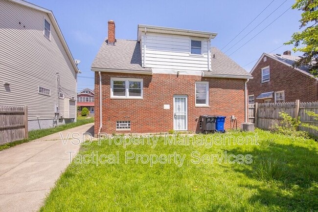 Building Photo - 17932 Neff Rd