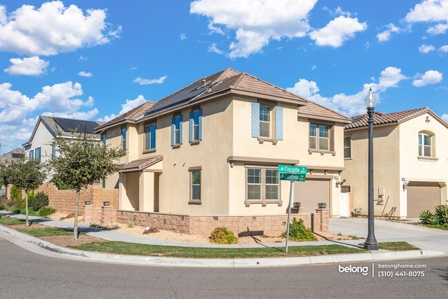 Building Photo - 3915 E Fincastle St