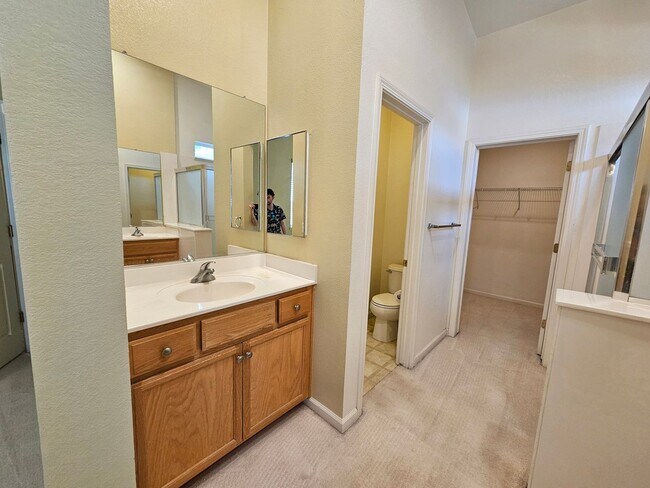 Building Photo - Single story home in Sylvan School District!