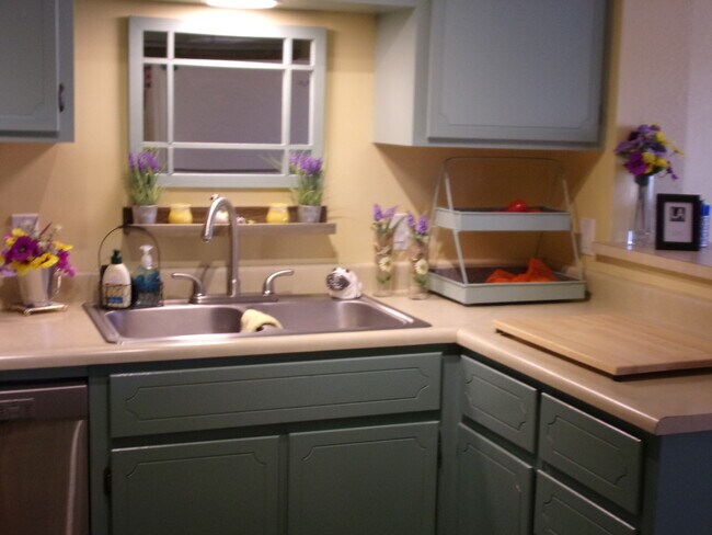 Building Photo - 1611 AZ-95