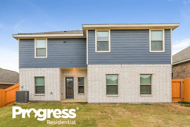 Building Photo - 325 Ridgeland Oak Dr