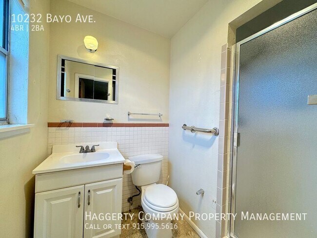 Building Photo - 10232 Bayo Ave