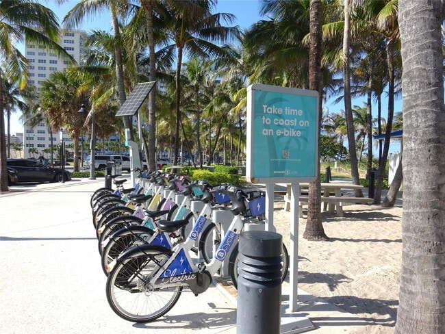 Building Photo - 8 Briny Ave