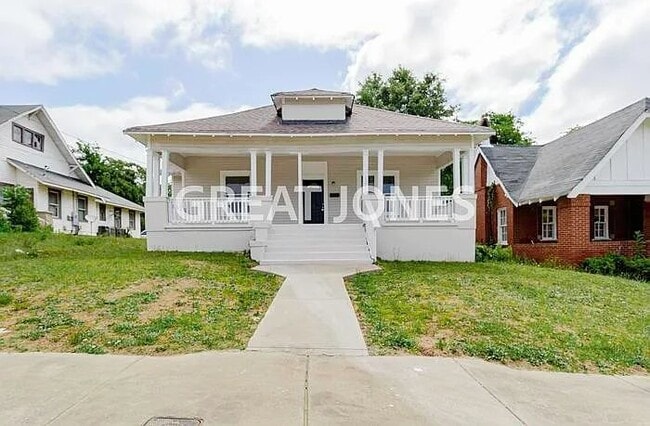 Building Photo - 1260 Hillyer Ave