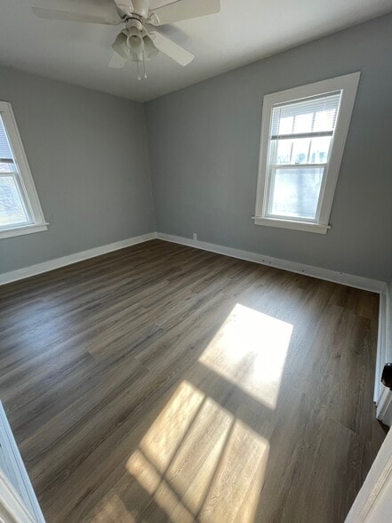 Building Photo - 217 Dotson Dr