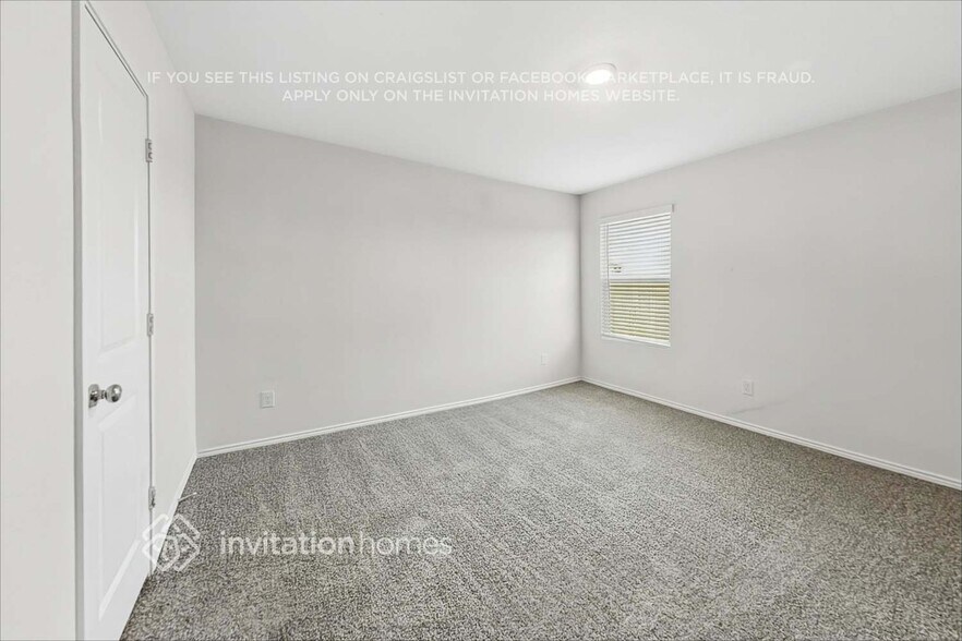 Building Photo - 5423 Longshadow Dr