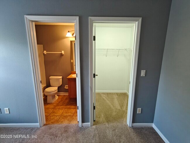 Building Photo - 7764 Playschool Ln
