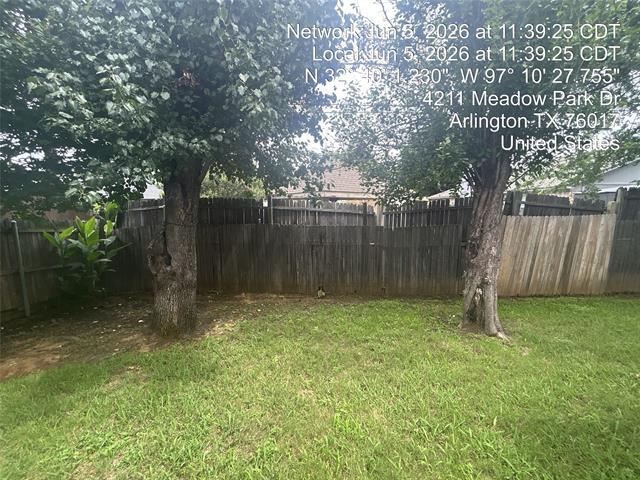 Building Photo - 4211 Meadow Park Dr