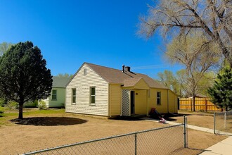 Building Photo - 2101 W 17th St