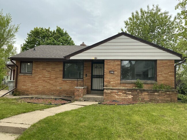 Building Photo - 2 Bedroom ranch style Single Family Home