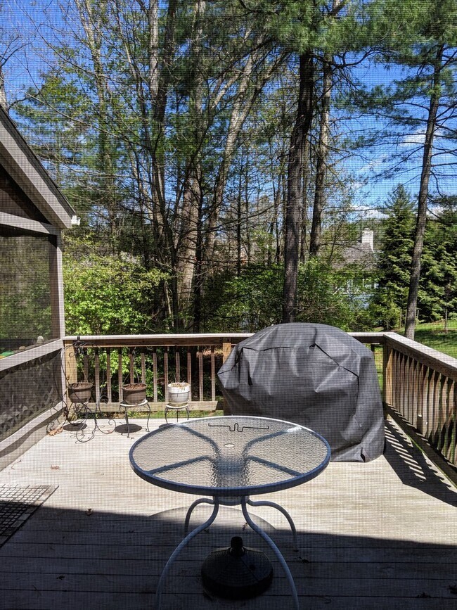 Building Photo - Toftrees 3 bedroom, 2.5 bathroom townhome