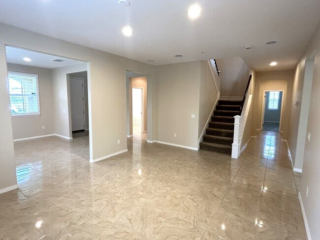 Building Photo - 3502 RAWLEY ST CORONA 92882 (5 BED / 3.5 B...