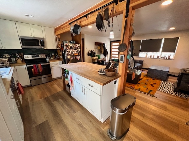 Building Photo - 51414 Ash Rd