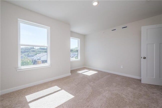 Building Photo - 104 delmonica Dr