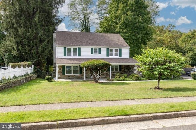 Building Photo - 1226 Fleetwood Rd