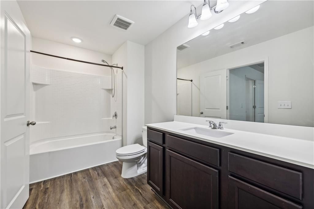 Building Photo - 3294 Tarian Way