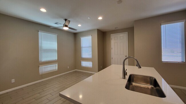 Building Photo - Richmond American Designer Home