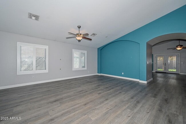 Building Photo - 18203 N 85th Dr