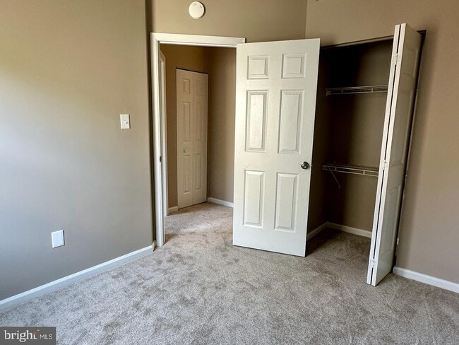 Building Photo - 310 Fleece Flower Dr