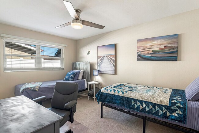 Building Photo - 2543 Sunny Breeze Ave