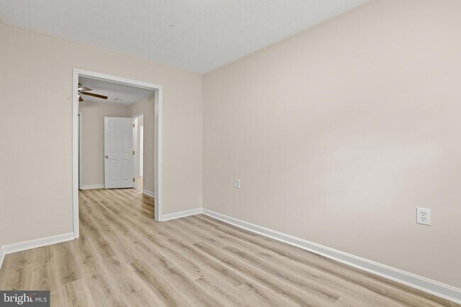 Building Photo - 255 Wild Turkey Dr