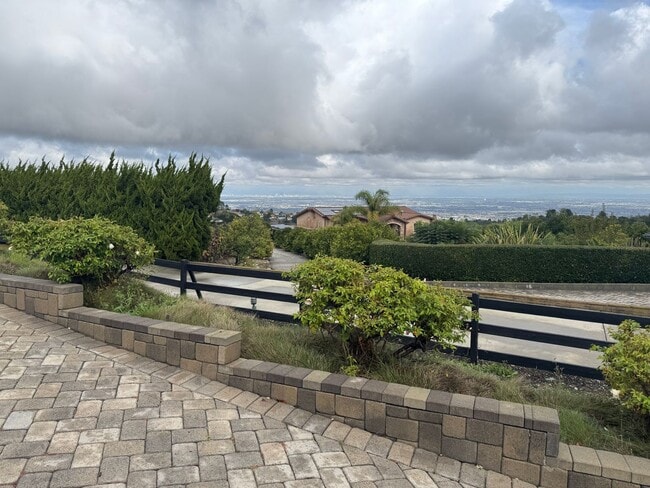 Building Photo - Living On Top Of The World