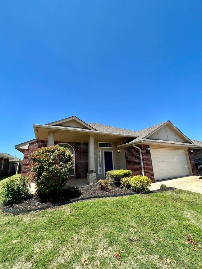 Building Photo - Wonderful Rental Home in Sycamore Creek!