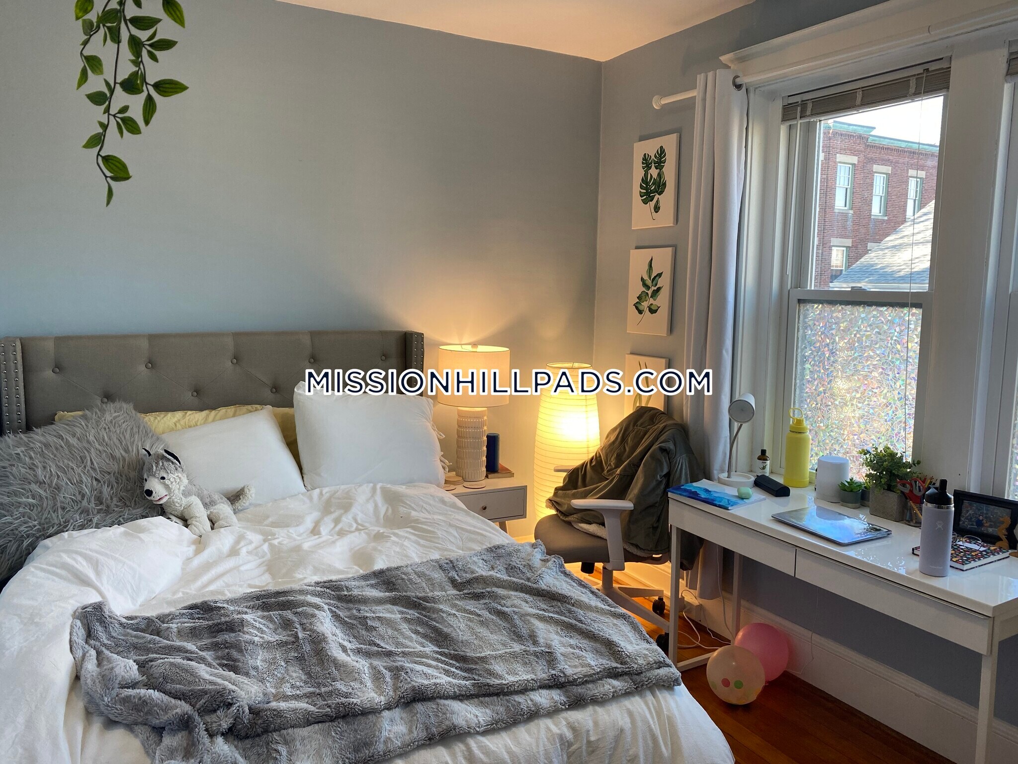 Building Photo - 2 Hillside St