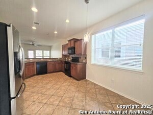 Building Photo - 3639 Bennington Way