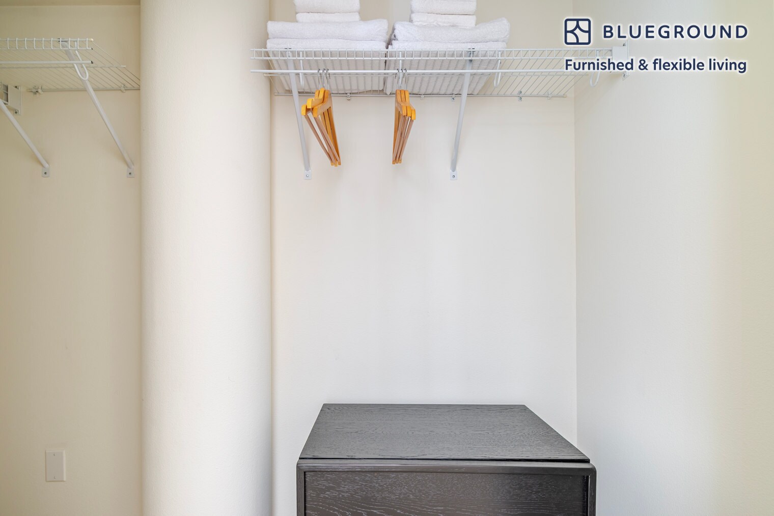 Building Photo - 388 Santana Row