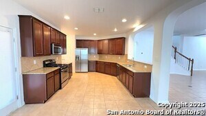 Building Photo - 24607 Buck Creek