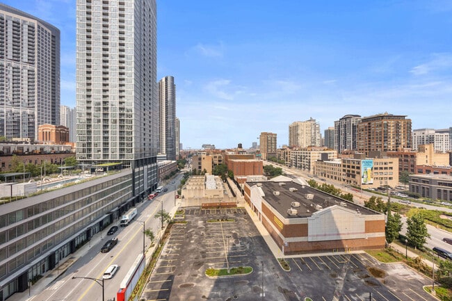 Building Photo - 330 W Grand Ave