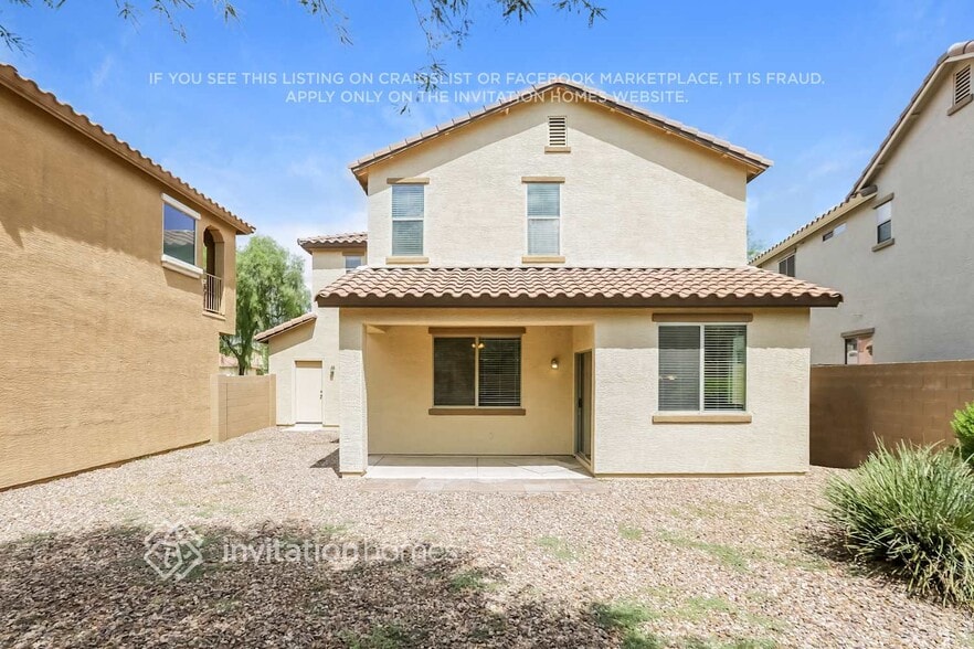 Building Photo - 3787 E Chickadee Rd