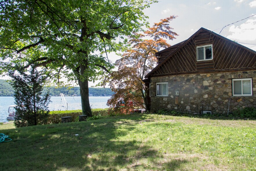 Primary Photo - 49 somerville rd