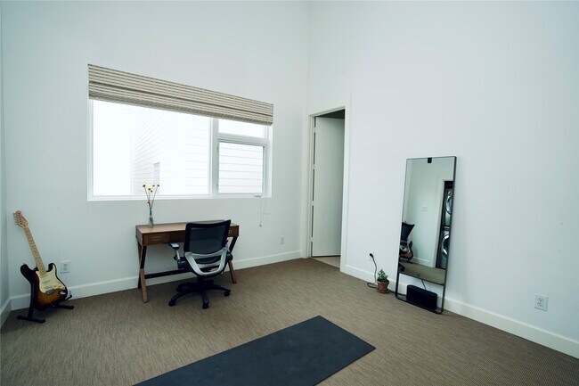 Building Photo - 1820 Southmore Blvd