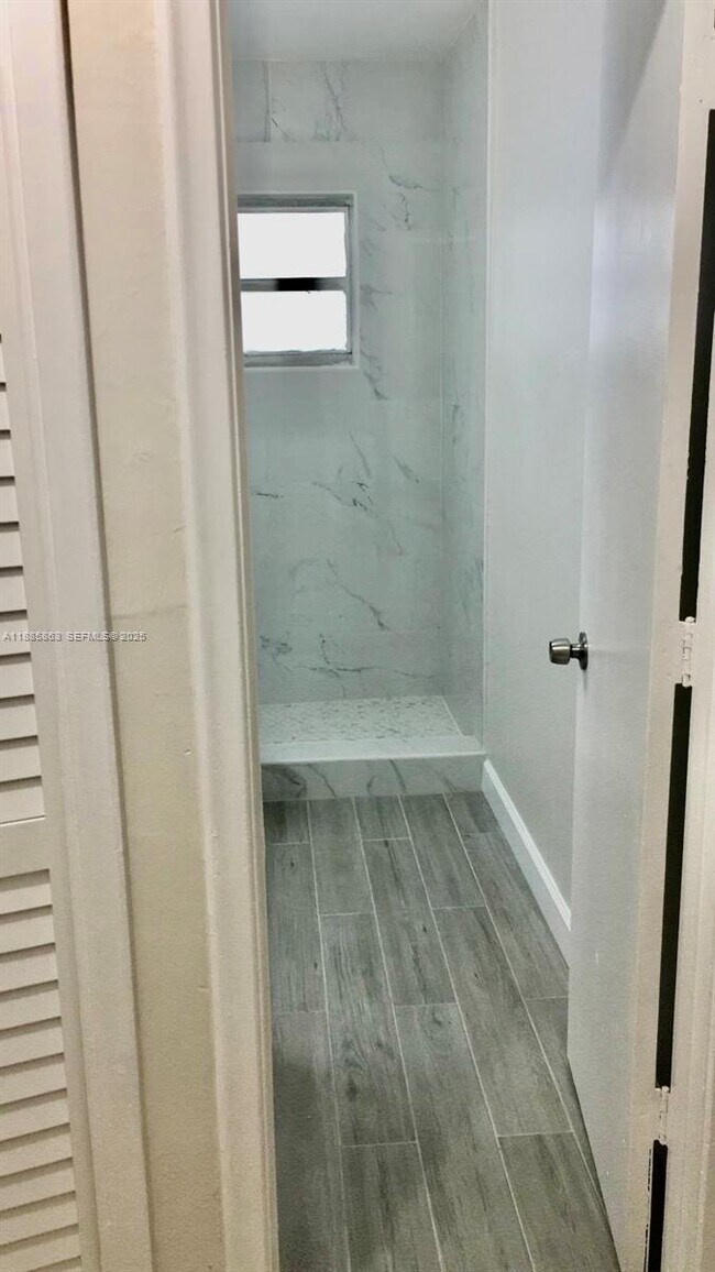 Building Photo - 5333 NW 18th St