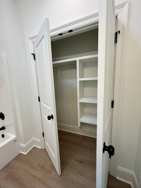 Building Photo - 1977 Bayou Rd