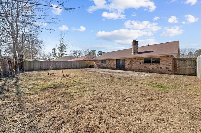 Building Photo - 9746 Seeker St