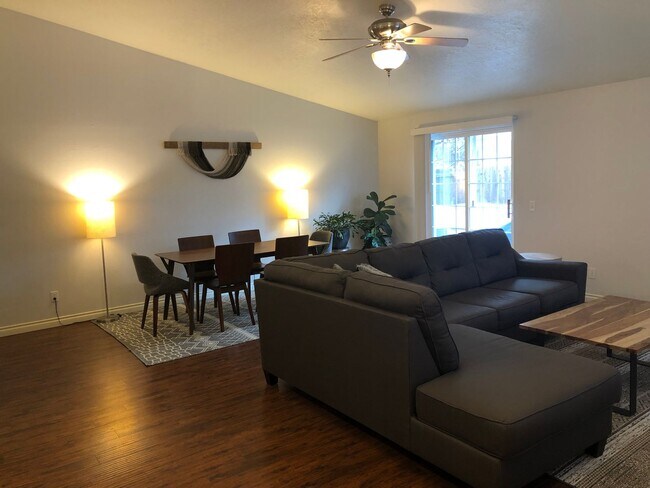 Building Photo - 20205 Star Ridge Ct