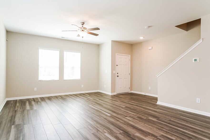 Building Photo - 338 Stone Arbor Wy