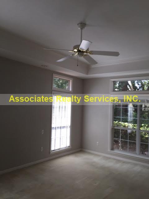 Building Photo - Cute home  in Haile Plantation!