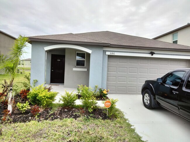 Primary Photo - 3186 Oyster Cove St