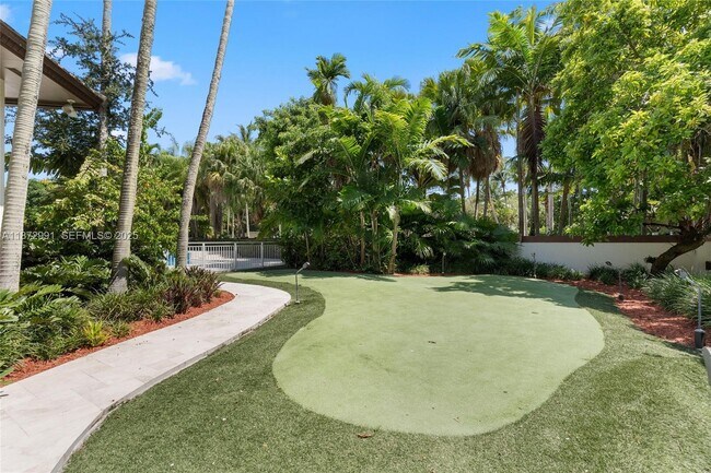 Building Photo - 6190 SW 102nd St