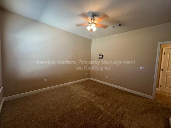 Building Photo - 5951 Palermo Dr