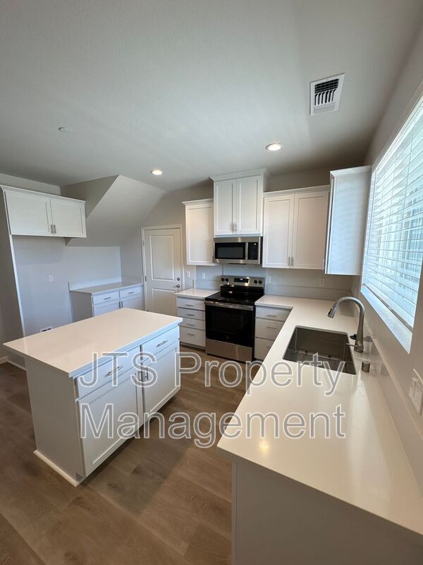 Building Photo - 47 Brookbay Way