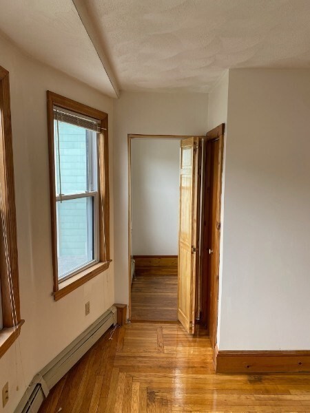 Building Photo - 91 Callender St