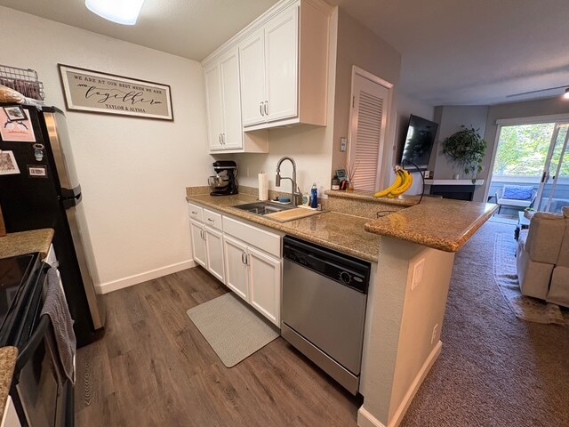 Building Photo - 2701 Somerset Park Cir