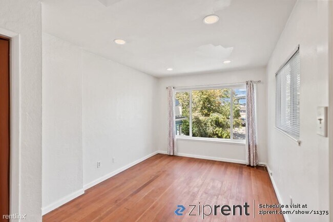 Building Photo - 3 br, 1 bath House - 669 33rd Street, Oakl...