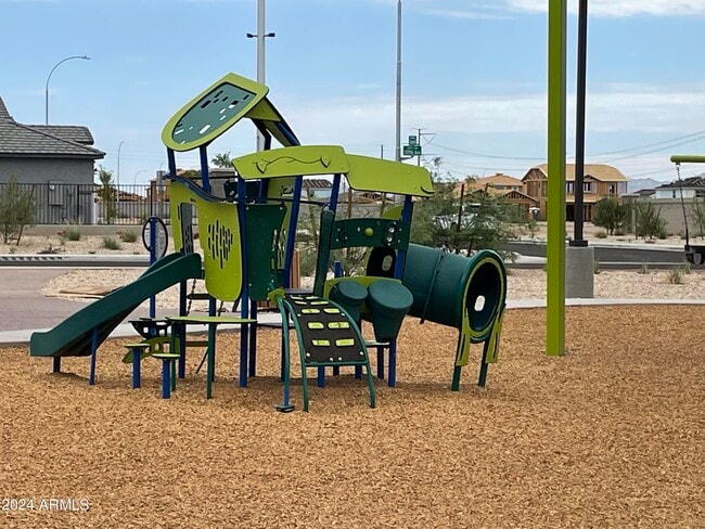 Building Photo - 4711 S 110th Ave